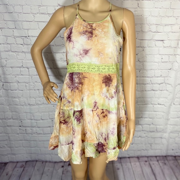 Tie dye criss cross low cut back dress - Picture 2 of 5